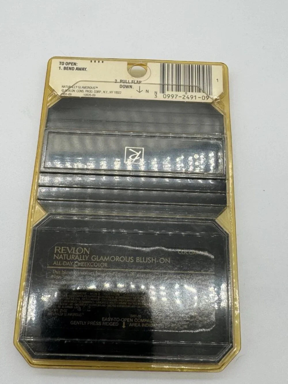 Revlon Naturally Glamorous Brush On Cocoawine Vintage Sealed Movie Prop NOS New
